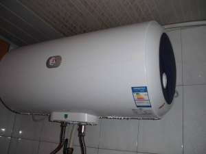熱水器為何鬧“情緒” 燃?xì)鉄崴鞴收显? /></a>
                <div   id=